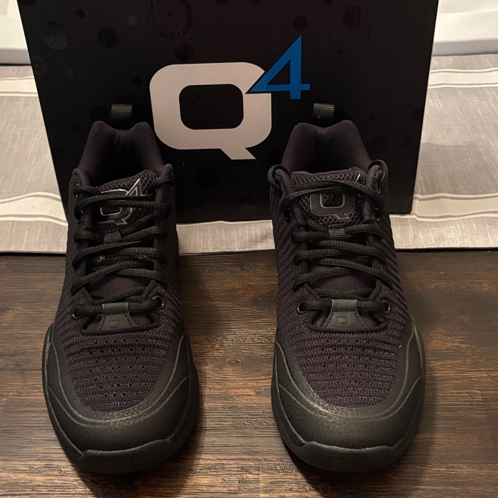 Q4 Black Performance Athletic Shoes